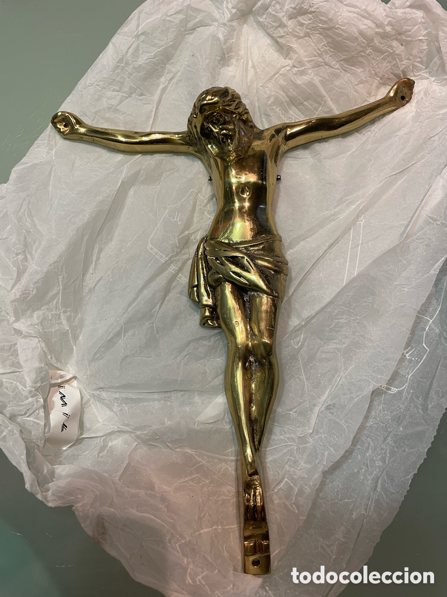 Antig&uuml;edades: Cristo de lat&oacute;n y Cristo de madera - Foto 5
