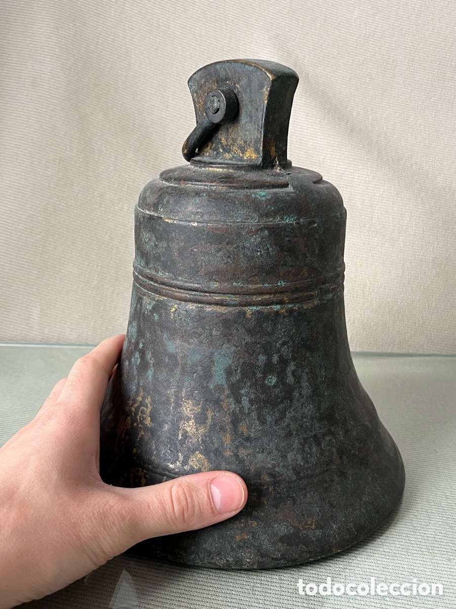 Antig&uuml;edades: Gran Campana de bronce antigua - Foto 2