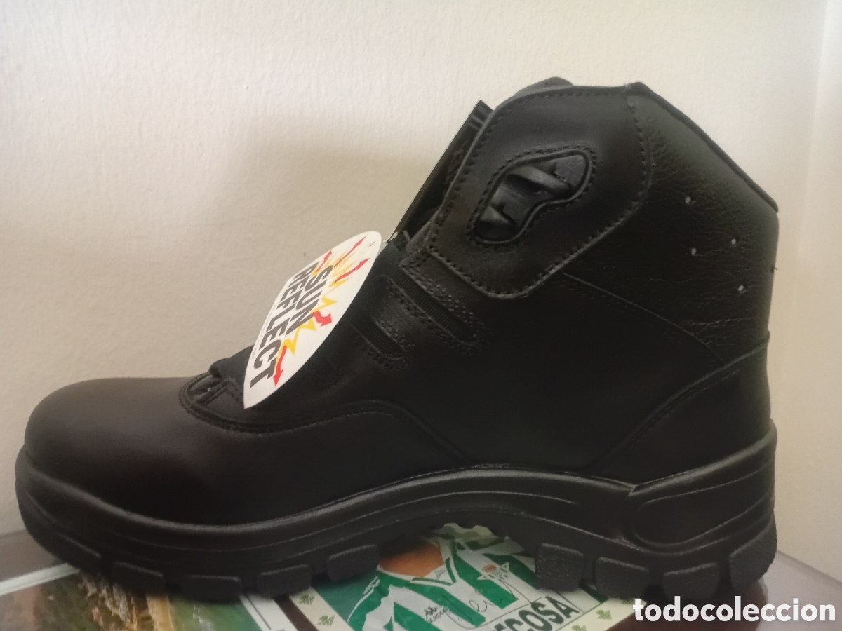 Antig&uuml;edades: BOTAS DE SEGURIDAD MARCA GORETEX - Foto 1