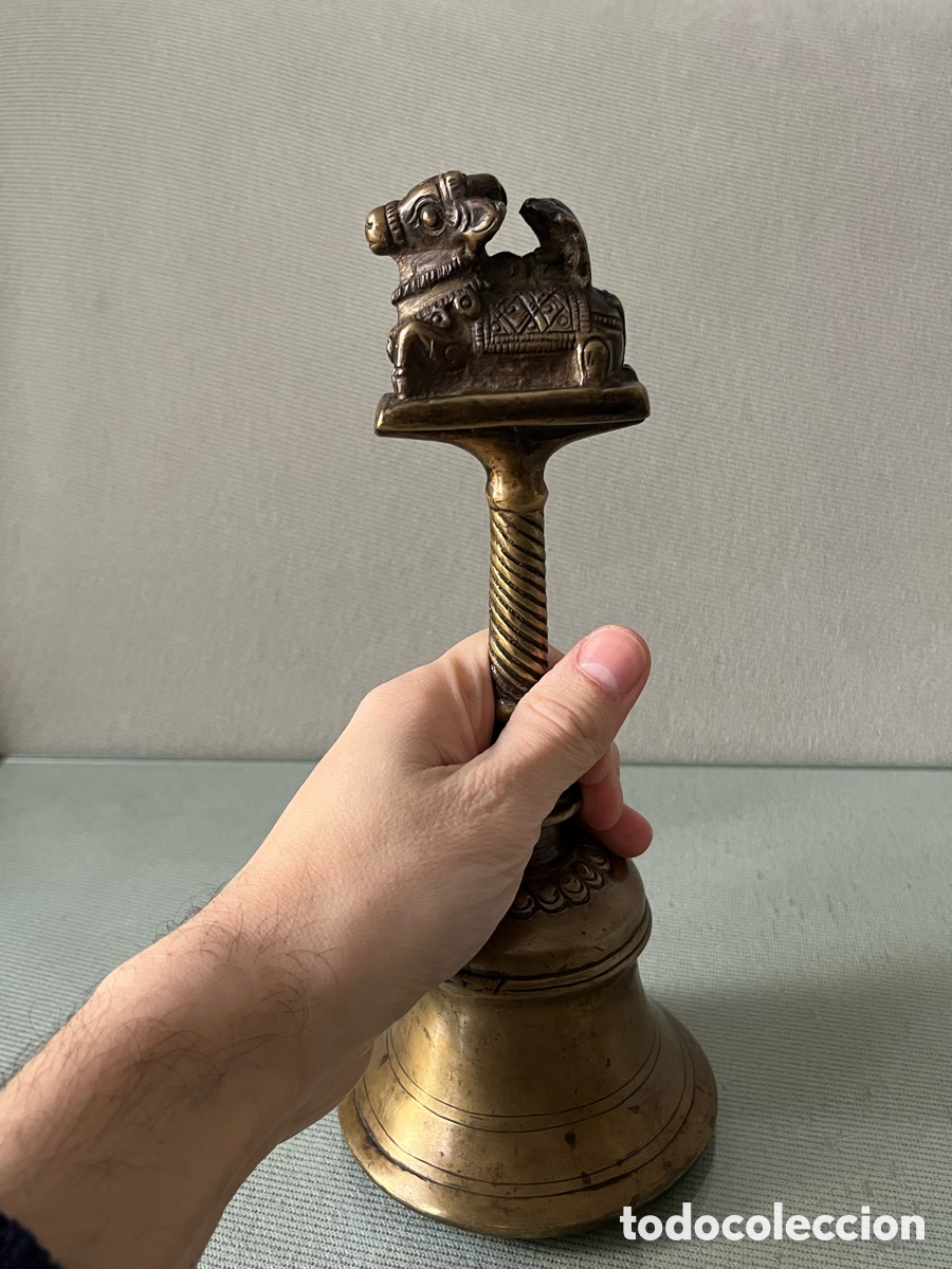Antig&uuml;edades: Campana de bronce oriental - Foto 1