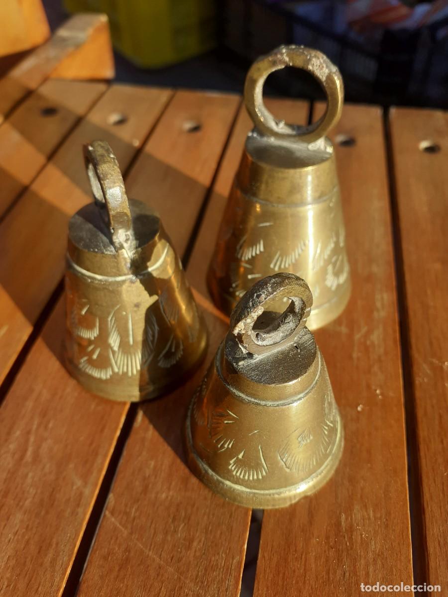 Antig&uuml;edades: Campanillas de bronce 3 medidas - Foto 1