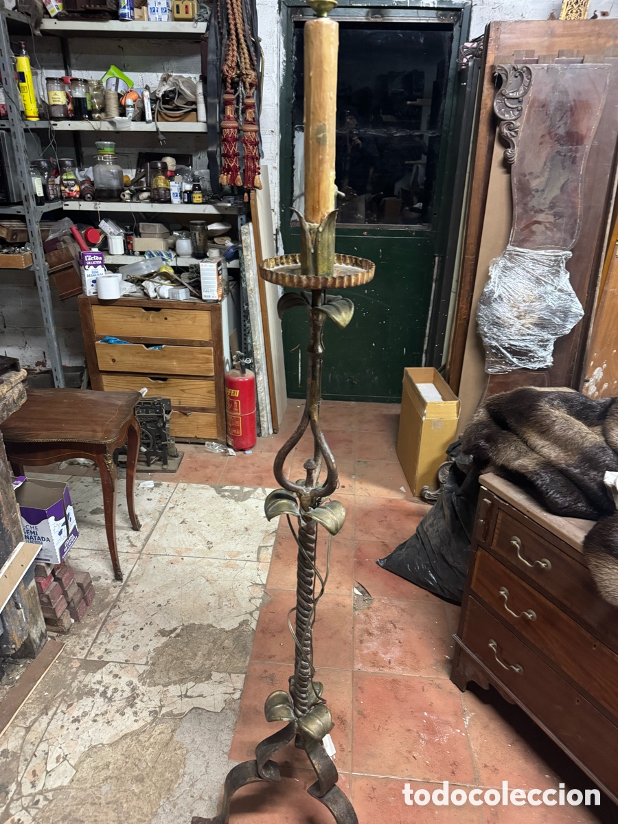 Antig&uuml;edades: Preciosa l&aacute;mpara en hierro - Foto 1