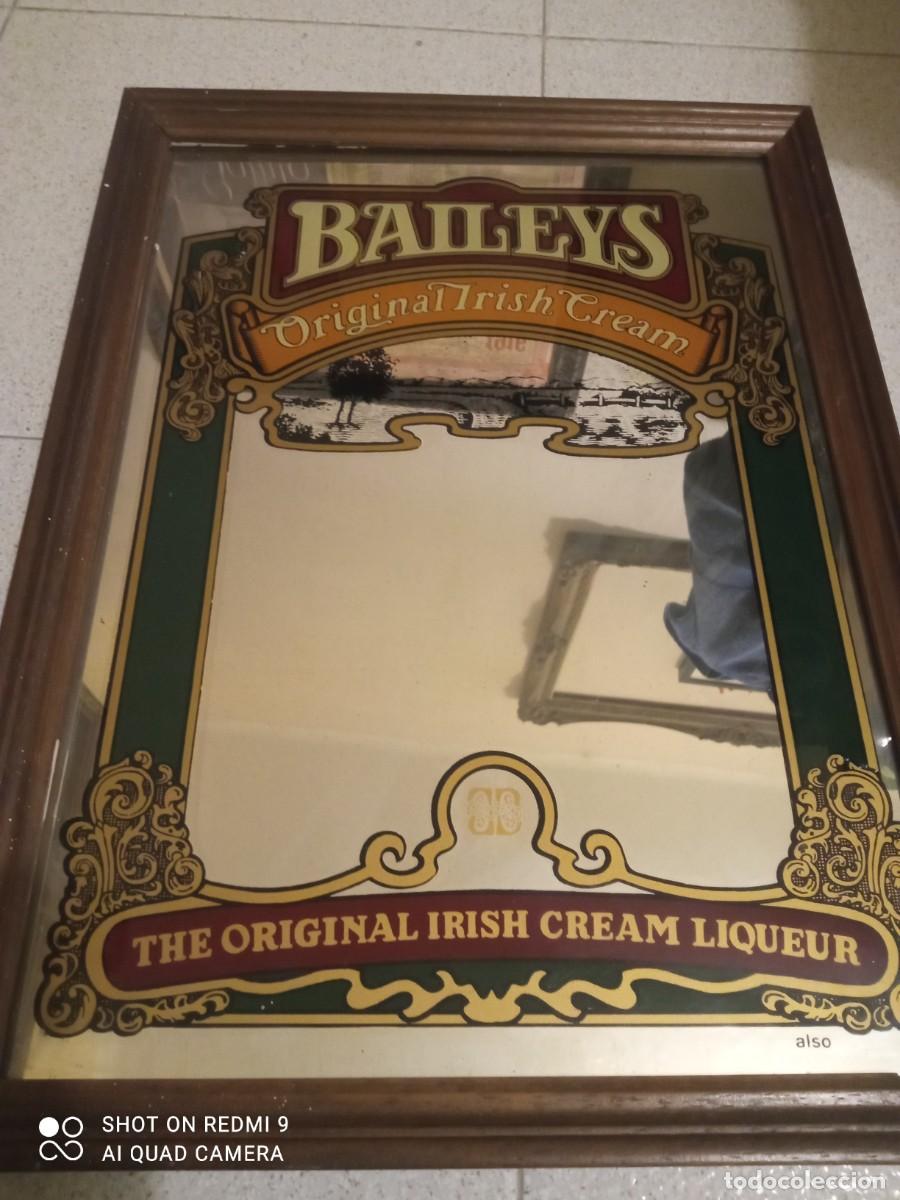 Antig&uuml;edades: Baileys espejo antiguo - Foto 1