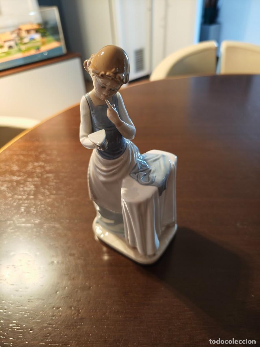 Antig&uuml;edades: Bonita figura Lladr&oacute; - Foto 1
