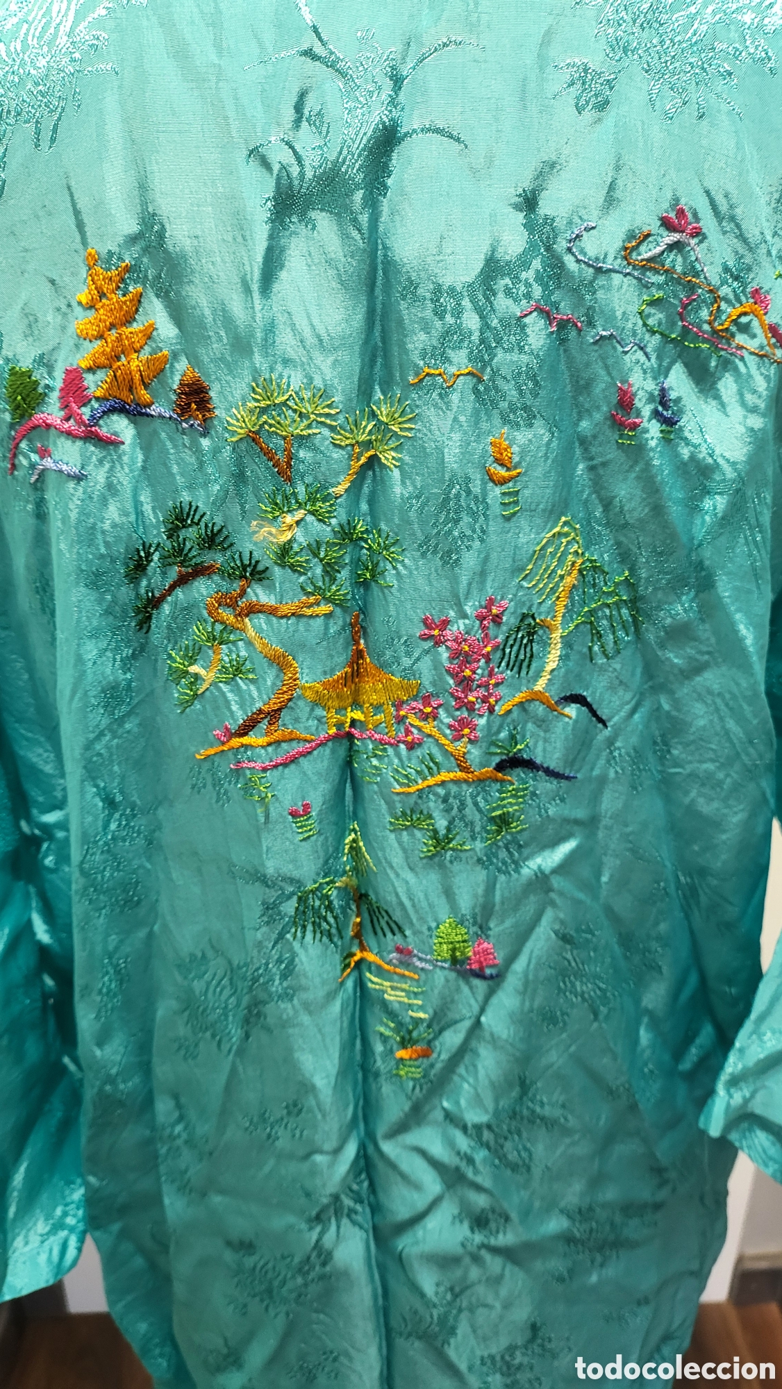Antig&uuml;edades: ANTIGUO KIMONO BORDADO VERDE - Foto 1