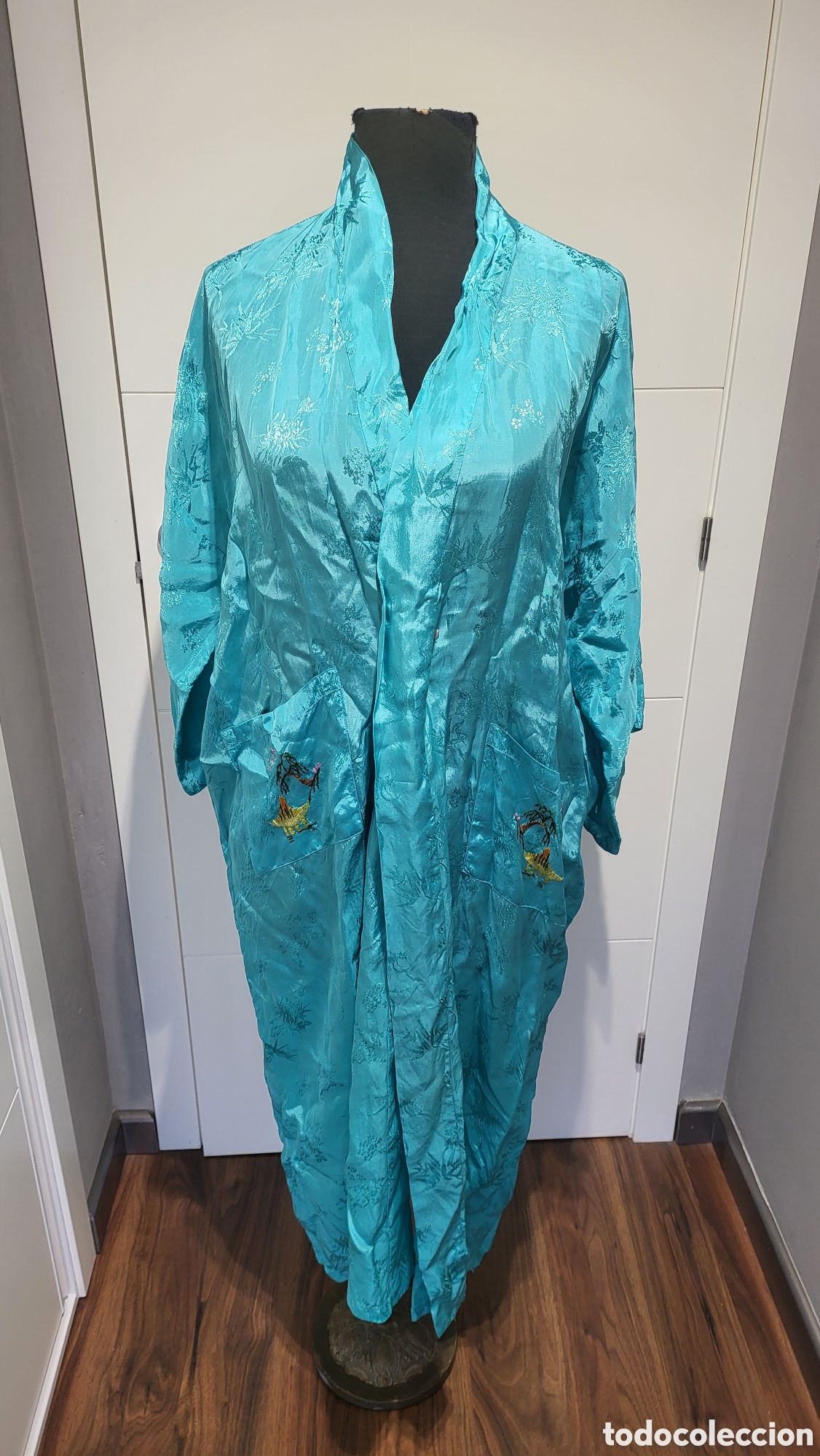 Antig&uuml;edades: ANTIGUO KIMONO BORDADO VERDE - Foto 2
