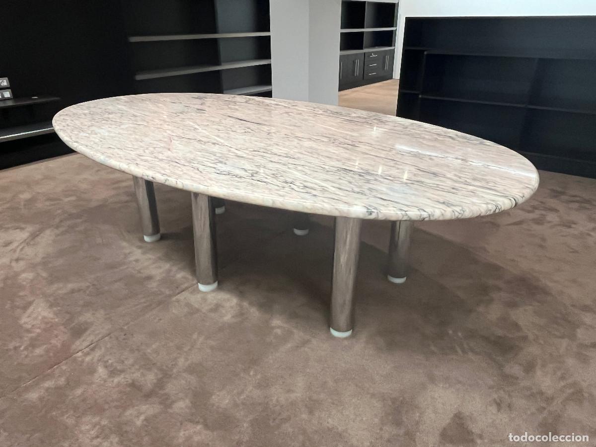 Antig&uuml;edades: Mesa de m&aacute;rmol de dise&ntilde;o. - Foto 2