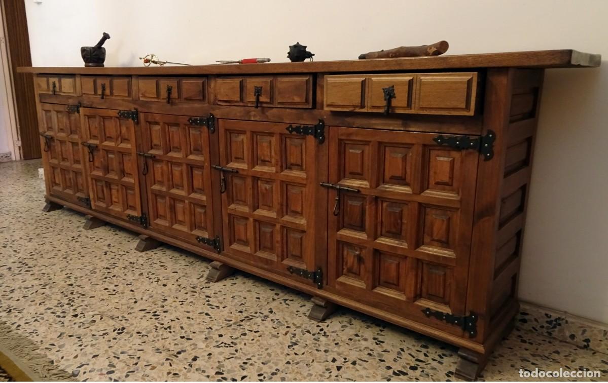 Antig&uuml;edades: Mueble aparador de estilo castellano - Foto 3