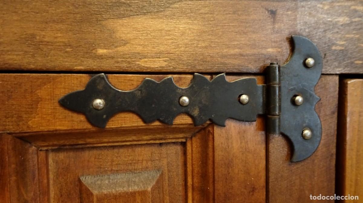 Antig&uuml;edades: Mueble aparador de estilo castellano - Foto 7