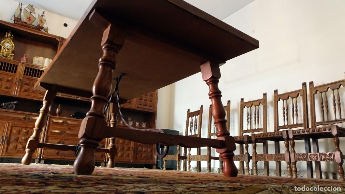 Antig&uuml;edades: Mesa comedor de estilo castellano - Foto 1