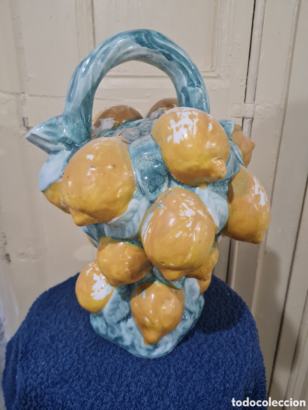 Antig&uuml;edades: Antiguo botijo valenciano con limones - Foto 1