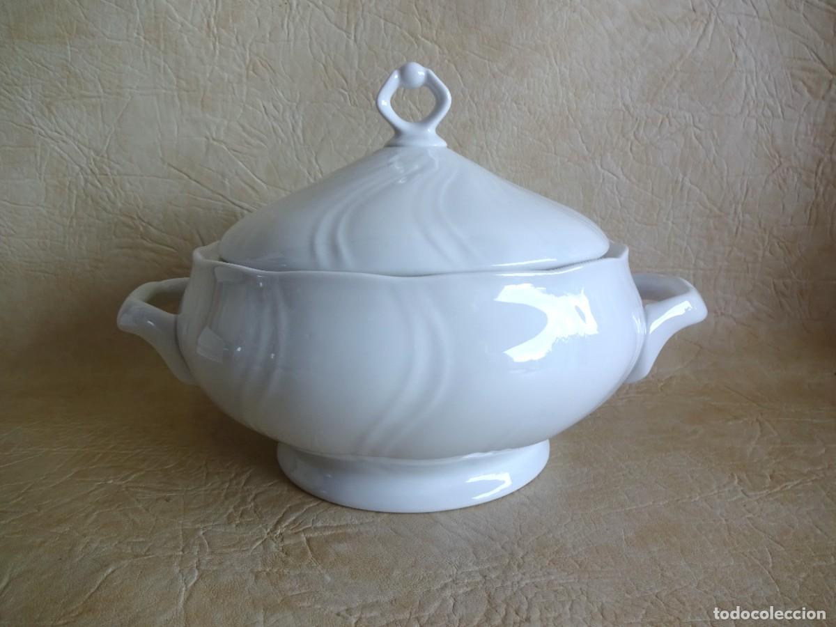 Antig&uuml;edades: sopera de porcelana allegro - Foto 1