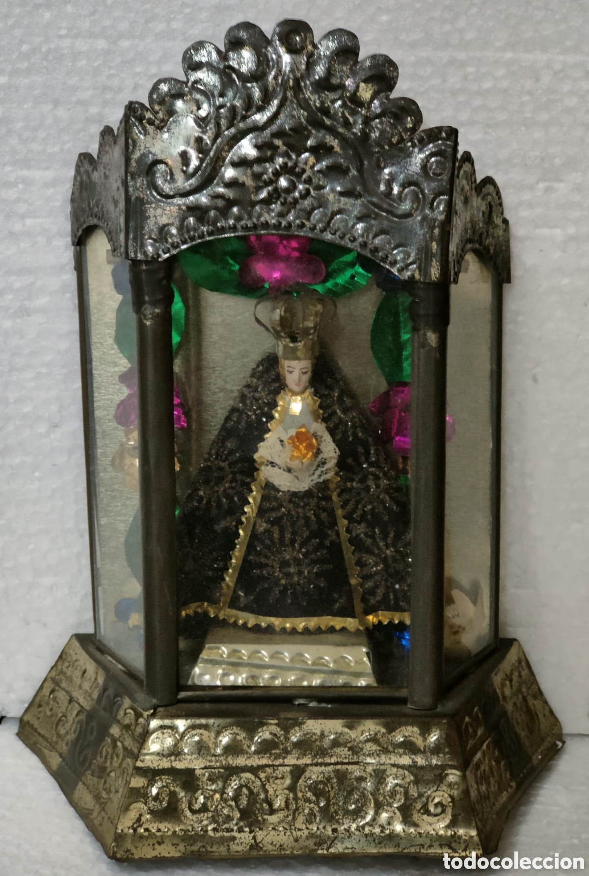 Antig&uuml;edades: URNA HOJALATA VIRGEN - Foto 1