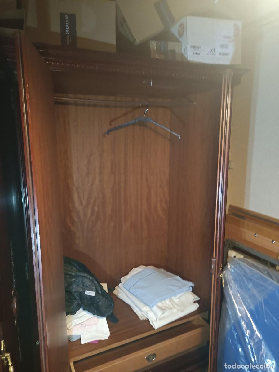 Antig&uuml;edades: Armario dormitorio antiguo - Foto 15