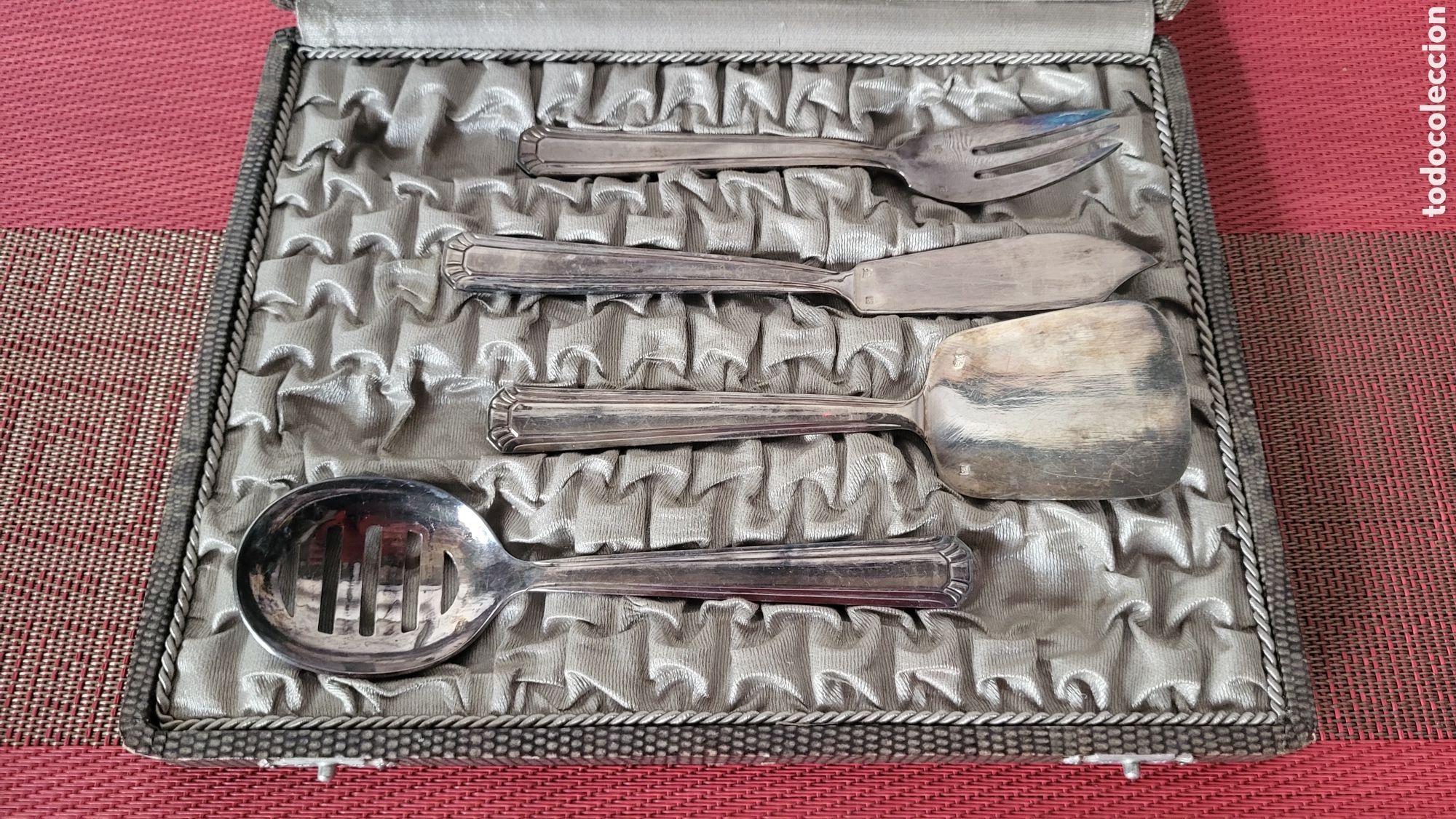 Antig&uuml;edades: Cubiertos antiguos para Ni&ntilde;os - Foto 1