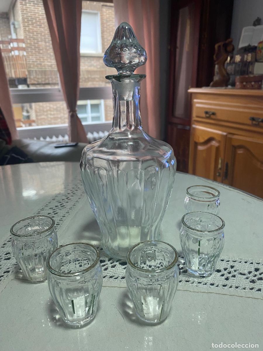 Antig&uuml;edades: Juego de licor antiguo - Foto 1