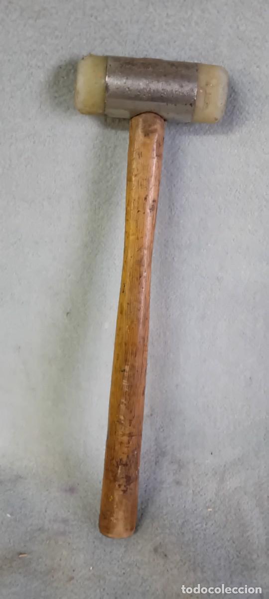 Antig&uuml;edades: Martillo maza de nylon y mango de madera - Foto 2