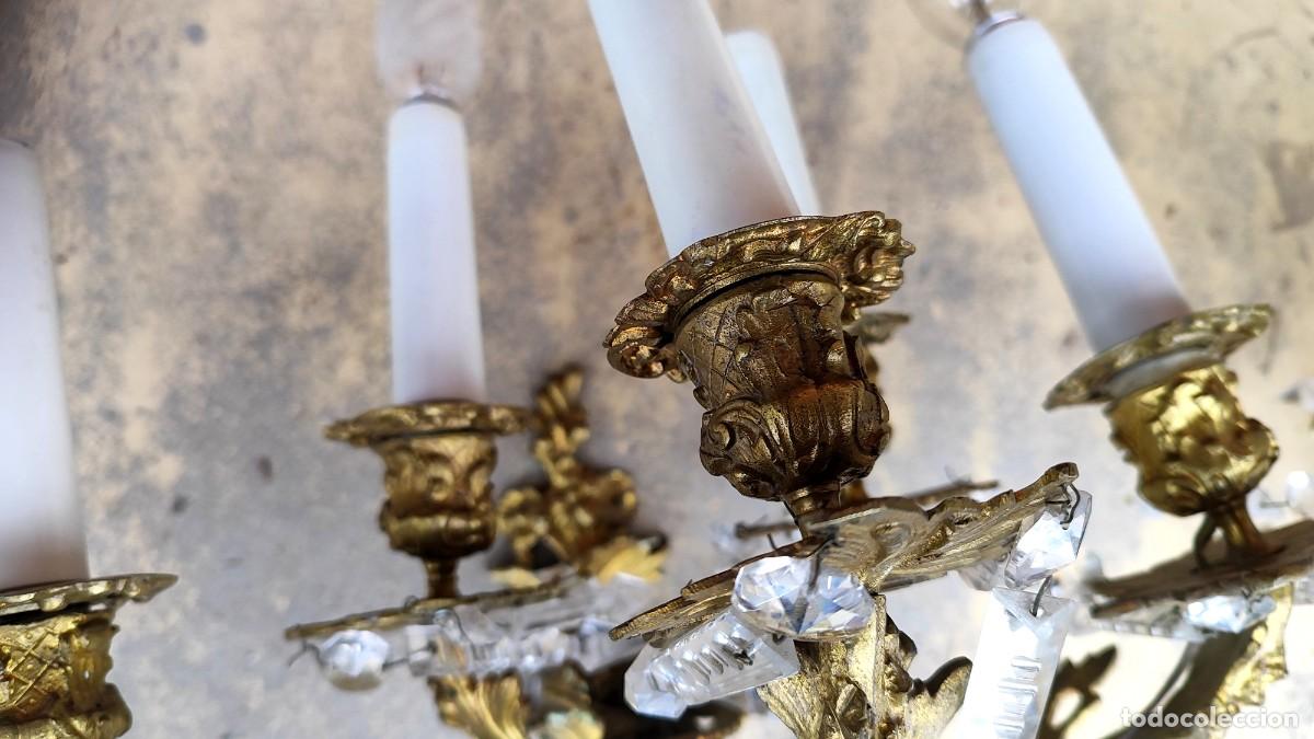 Antig&uuml;edades: Pareja de apliques de pared en bronce con 5 luces - Foto 9