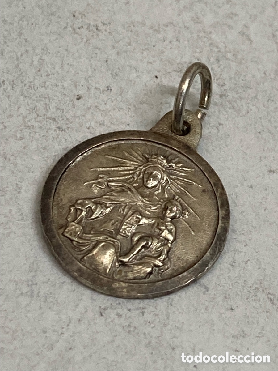 Antig&uuml;edades: Medalla de plata religiosa C528 - Foto 2