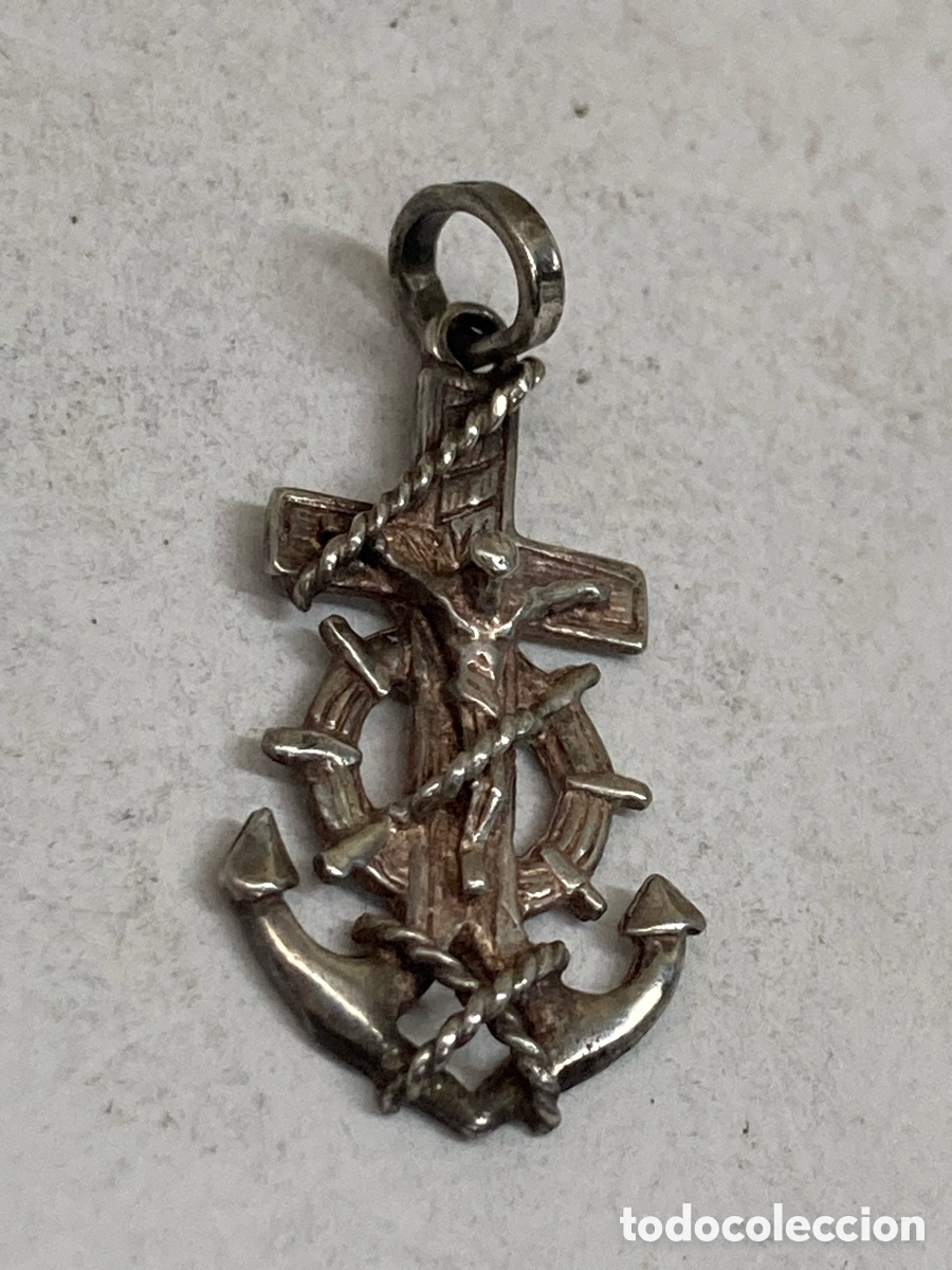 Antig&uuml;edades: Cruz de plata Religiosa C528 - Foto 1