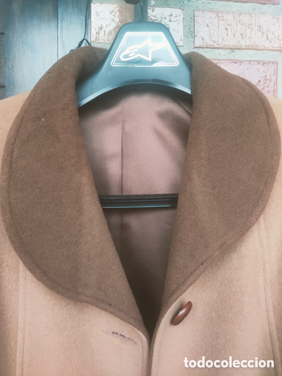 Antig&uuml;edades: Abrigo de lana de cordero y Kashmir - Foto 3