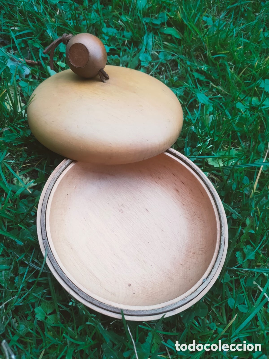 Antig&uuml;edades: Bombonera de madera de Loewe - Foto 3