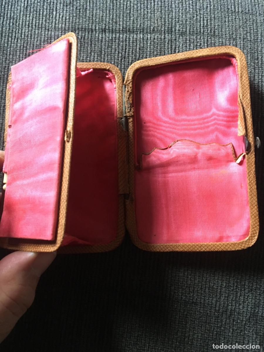Antig&uuml;edades: Carnet de baile con tabaquera plata xix - Foto 4