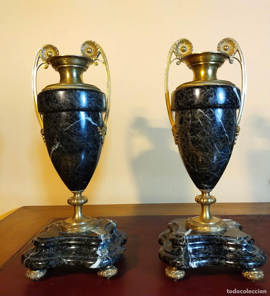 Antig&uuml;edades: Antigua pareja de copas m&aacute;rmol y bronce - Foto 1