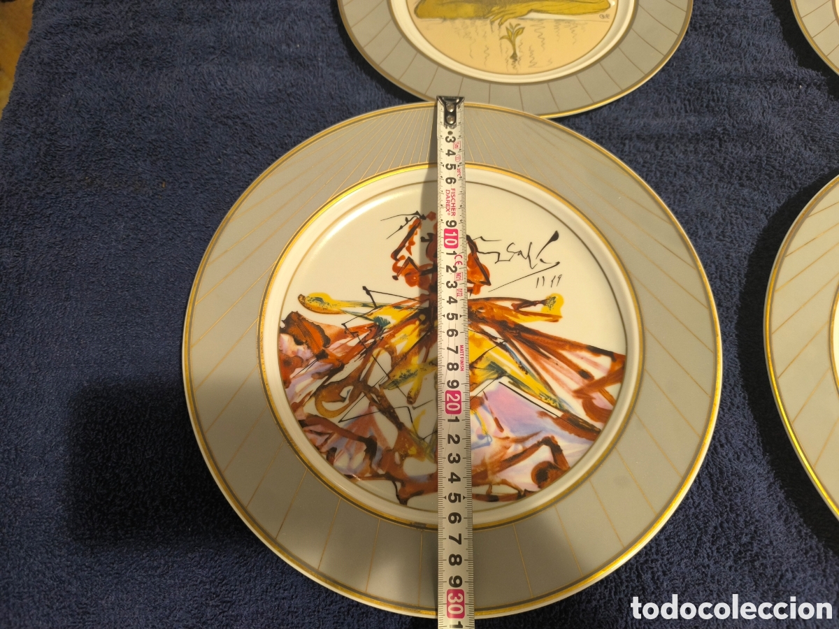 Antiquit&eacute;s: Lote de platos decorativos en oro de ley