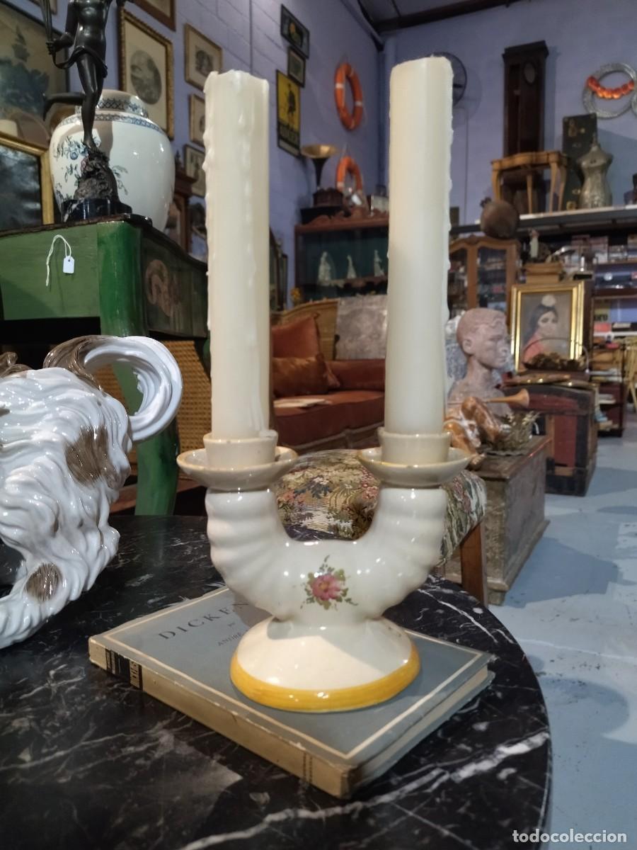 Antig&uuml;edades: Candelabro de cer&aacute;mica vintage - Foto 3