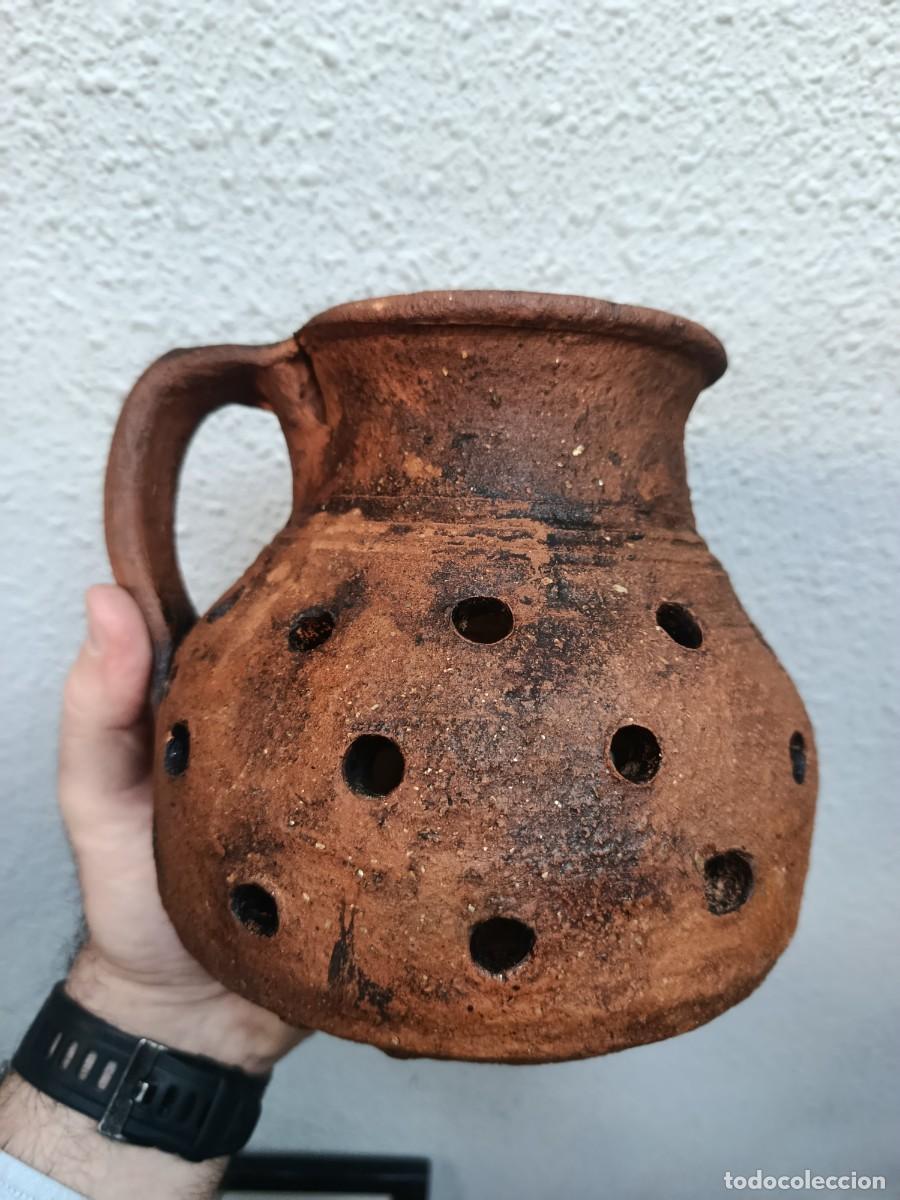 Antig&uuml;edades: Casta&ntilde;era de barro antigua - Foto 1