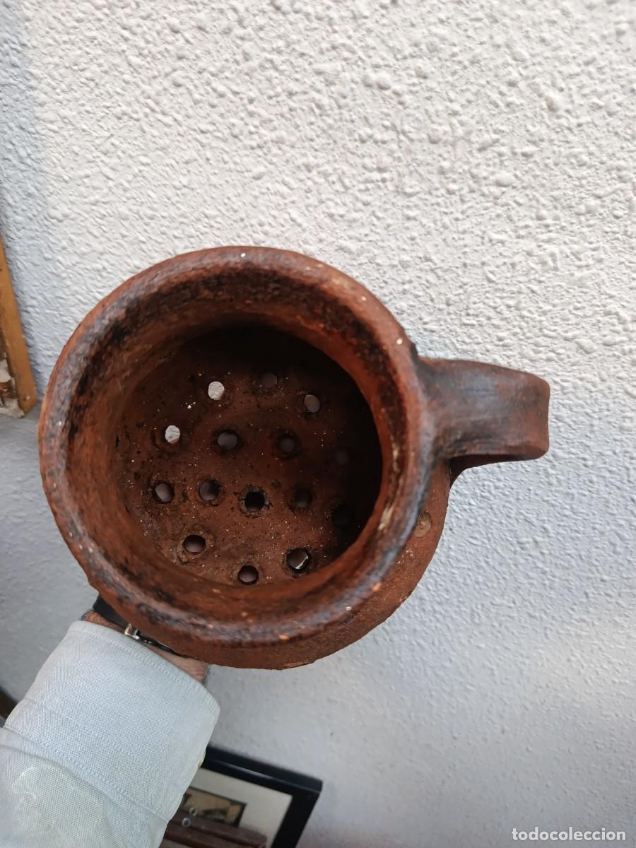 Antig&uuml;edades: Casta&ntilde;era de barro antigua - Foto 2