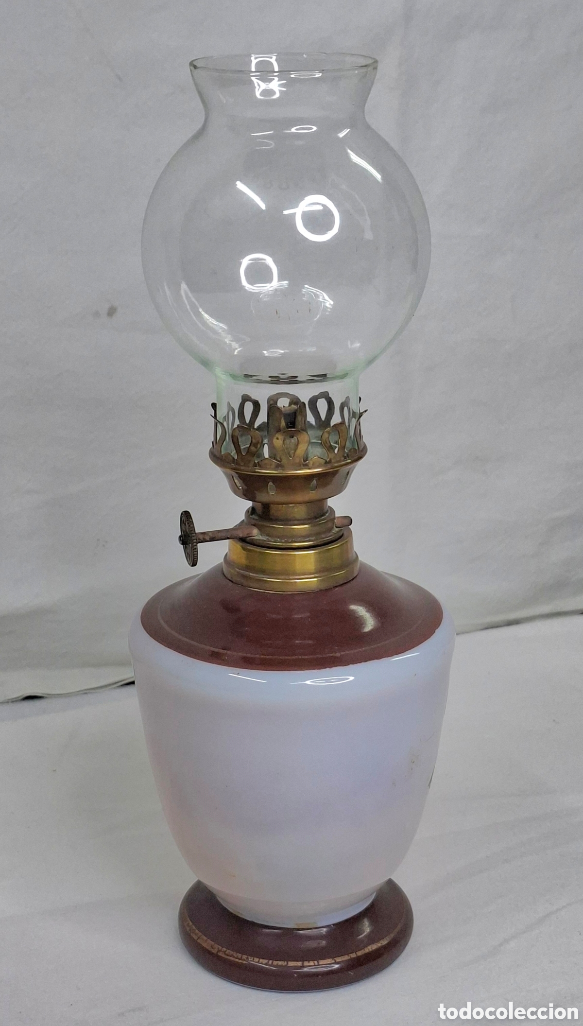 Antig&uuml;edades: Quinqu&eacute; de opalina con detalles en lat&oacute;n dorado - Foto 8