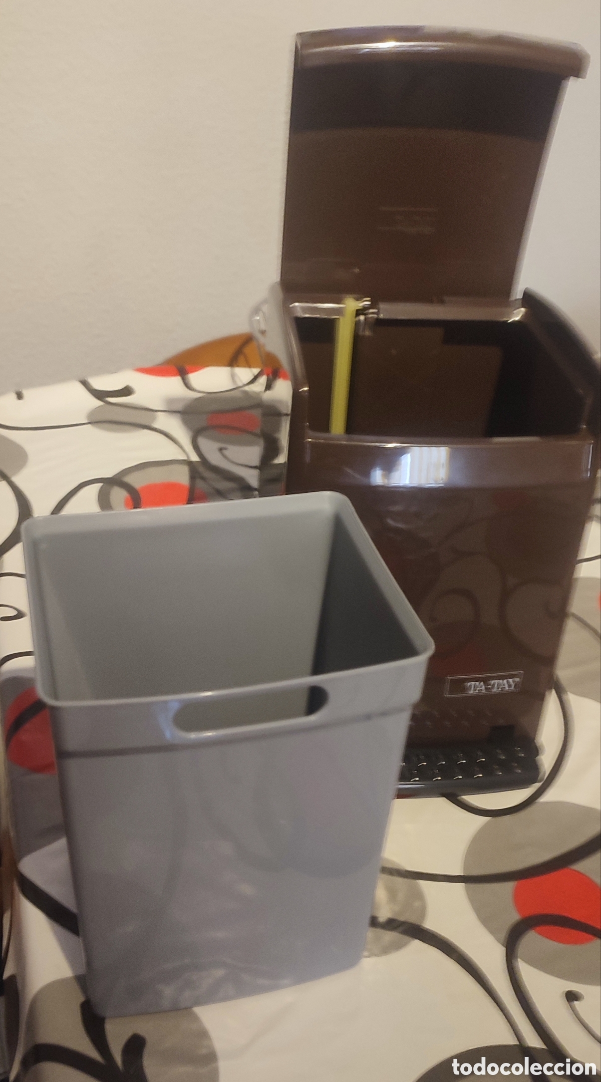 Antig&uuml;edades: Cubo ba&ntilde;o ta-tay marron - Foto 3
