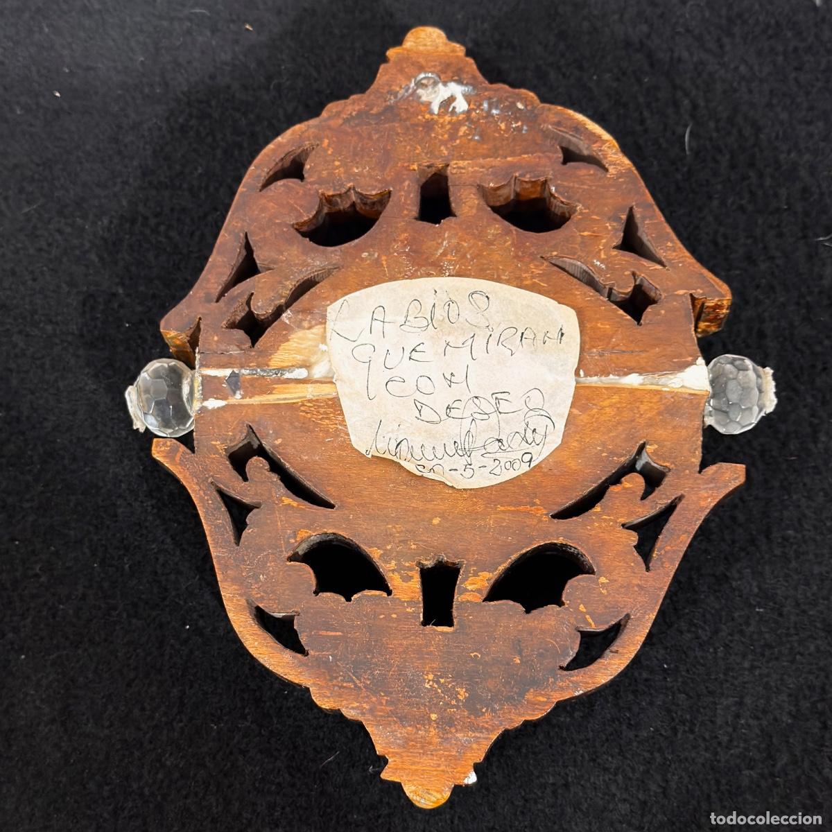 Antig&uuml;edades: Figura labios en madera - Foto 3