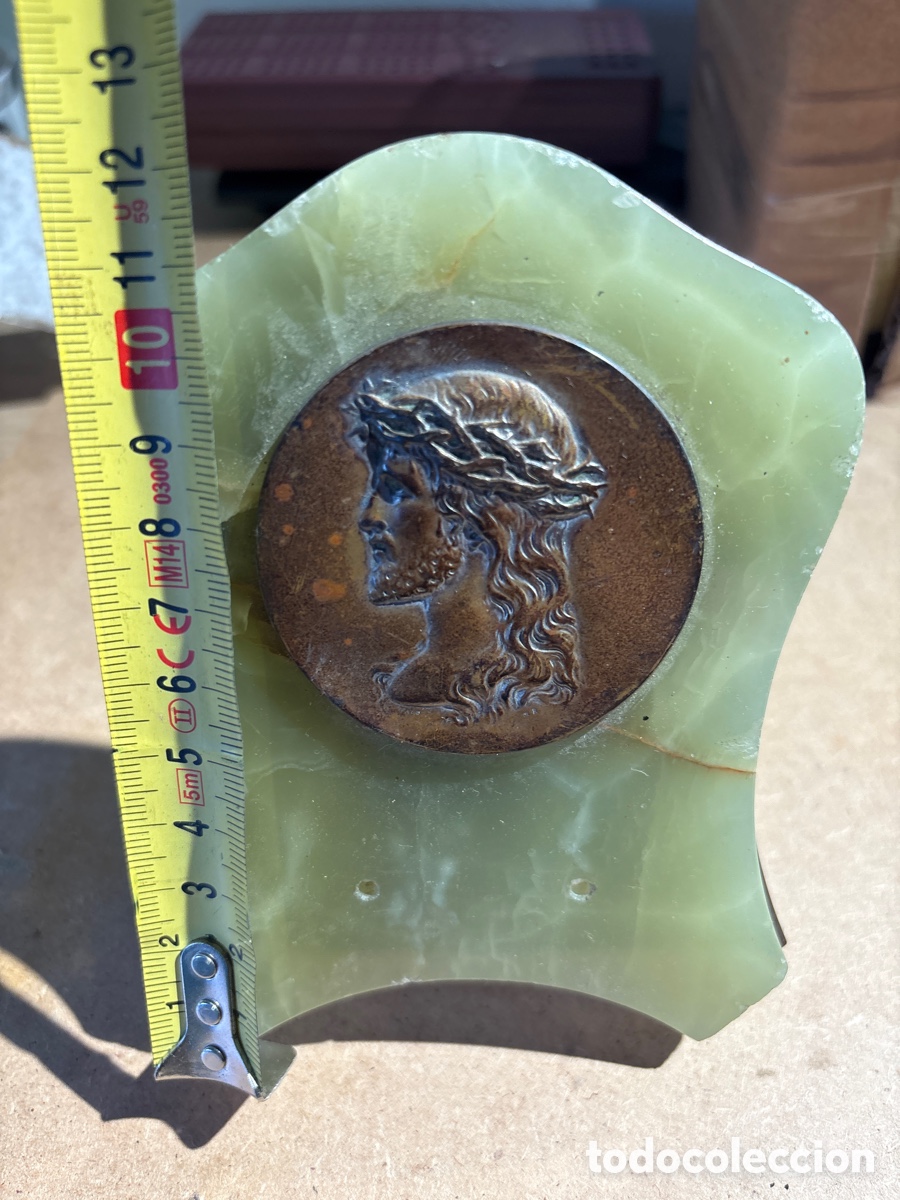 Antig&uuml;edades: Medalla Cristo en alabastro (A21) - Foto 2