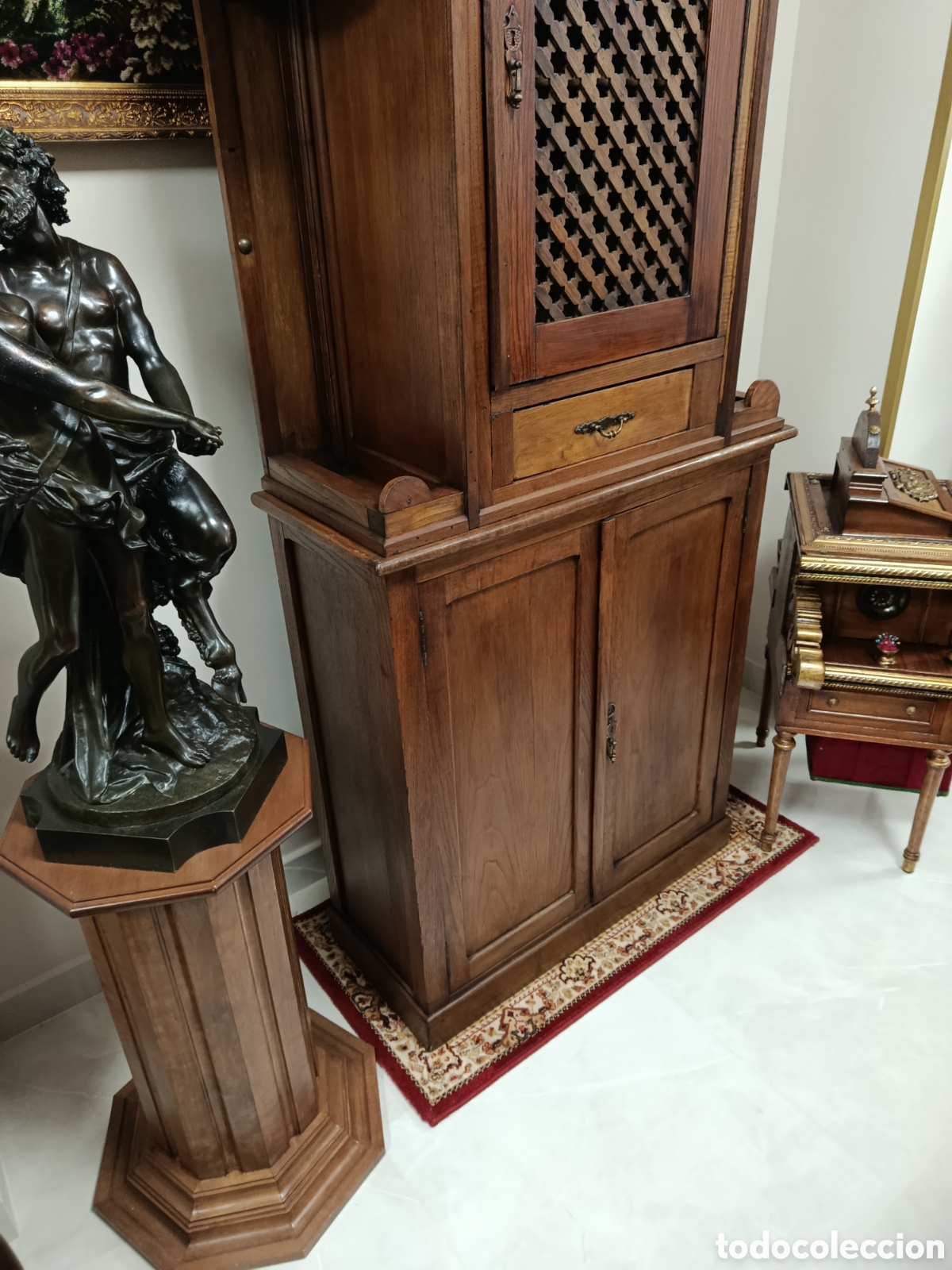 Antig&uuml;edades: Mueble de madera y celosia - Foto 2