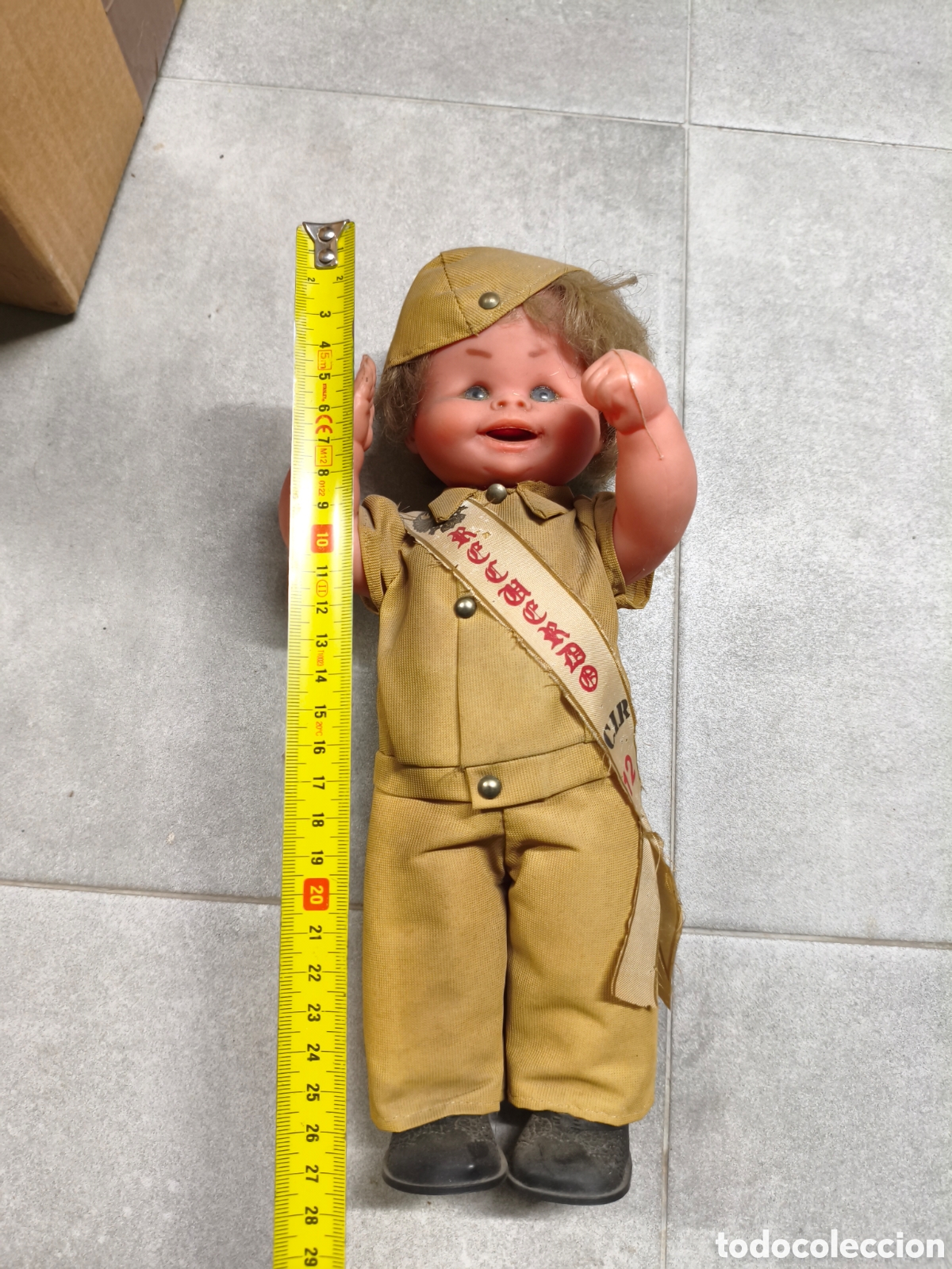 Antig&uuml;edades: Antigua mu&ntilde;eca militar - Foto 1