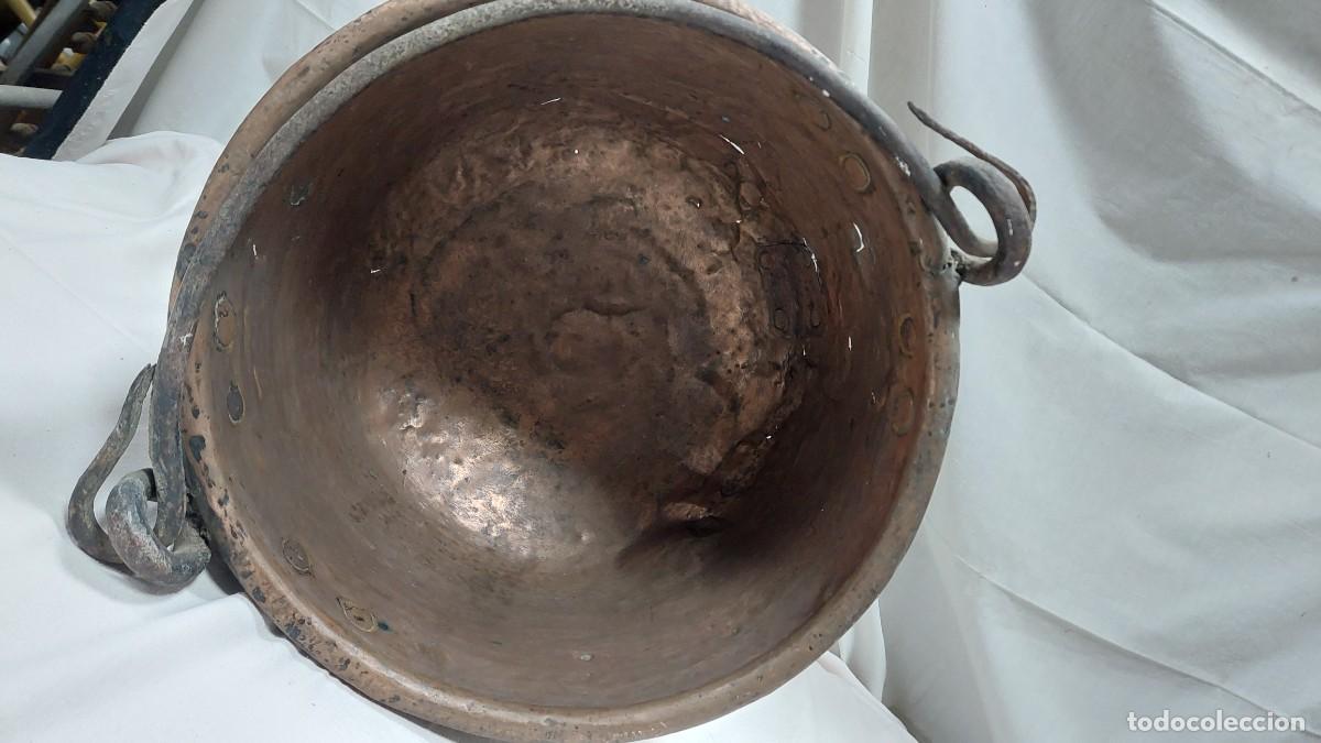 Antig&uuml;edades: Antigua olla de cobre - Foto 3