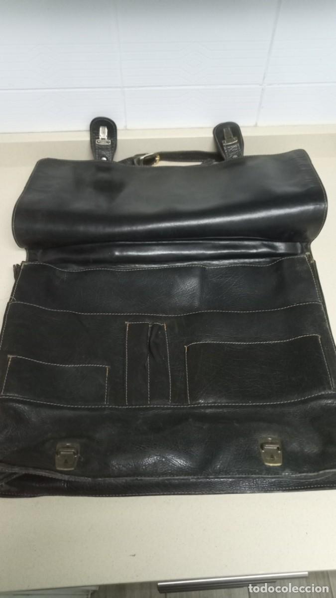 Antig&uuml;edades: Bolso de cuero, antiguo - Foto 4