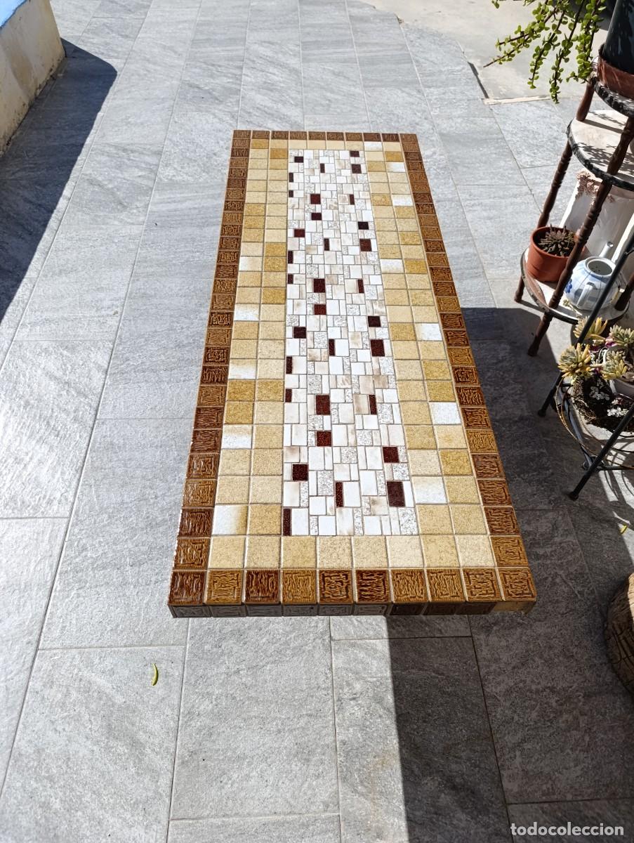 Antig&uuml;edades: Preciosa mesa de centro de mosaico de azulejos - Foto 1