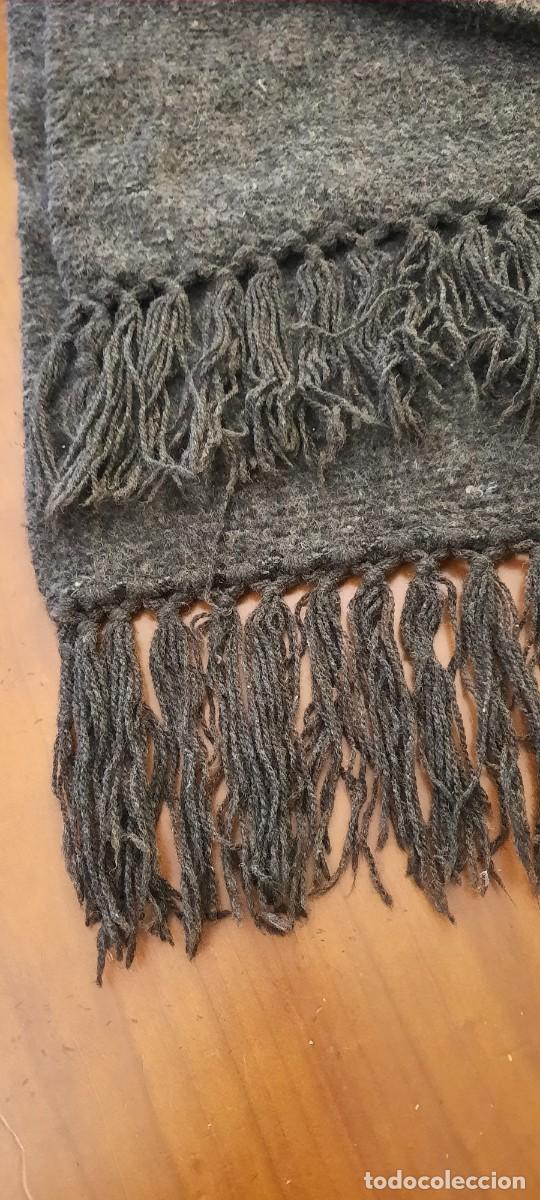 Antig&uuml;edades: ANTIGUO TAPABOCAS DE LANA - Foto 2