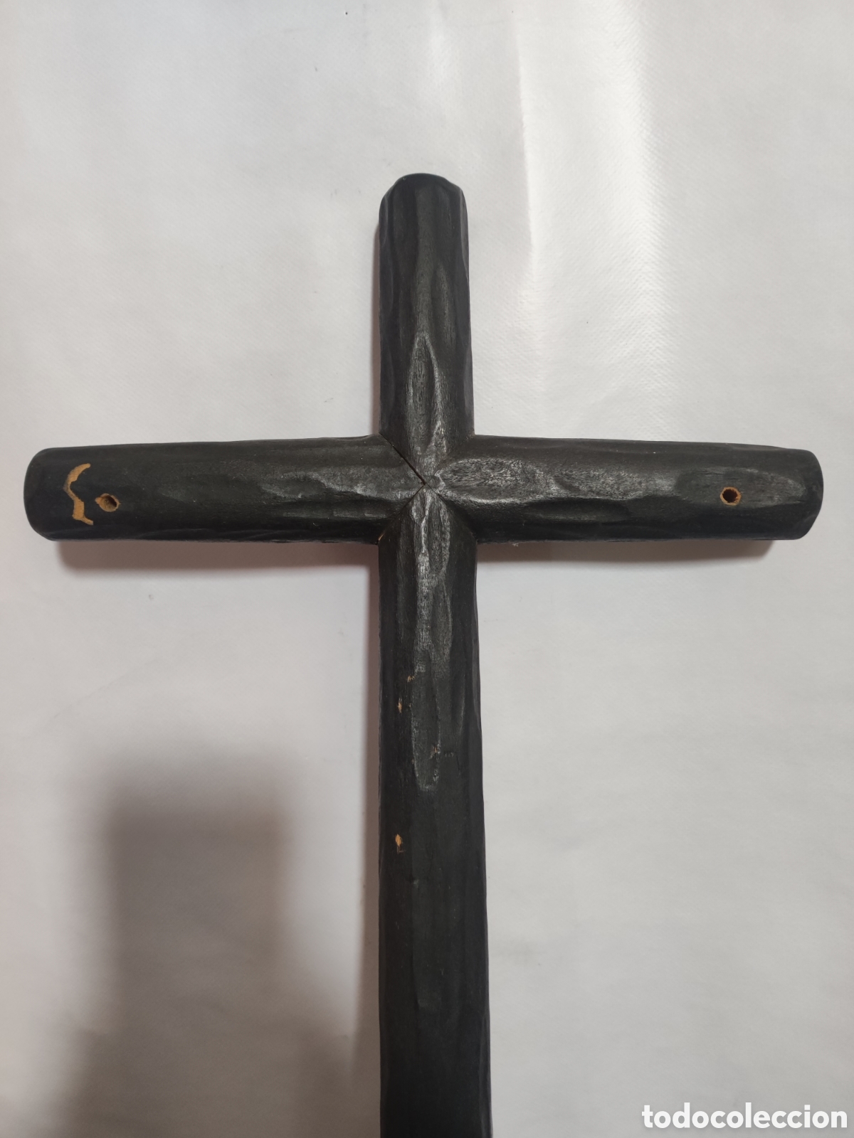 Antig&uuml;edades: Cruz de madera tipo le&ntilde;o - Foto 2