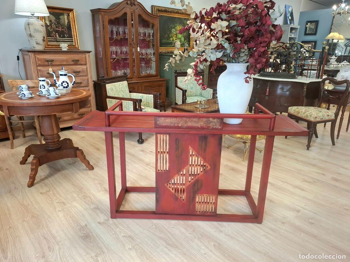Antig&uuml;edades: Consola estilo oriental rojo chinesco - Foto 1
