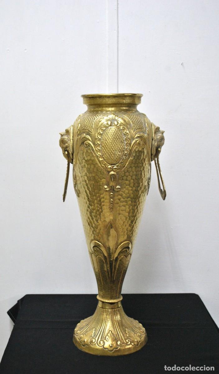Antig&uuml;edades: GRAN JARR&Oacute;N DE BRONCE DORADO - Foto 1