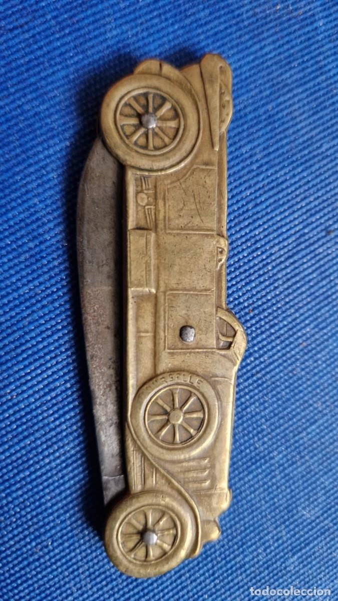 Antiquit&auml;ten: Navaja antigua francesa figurativa con forma de coche