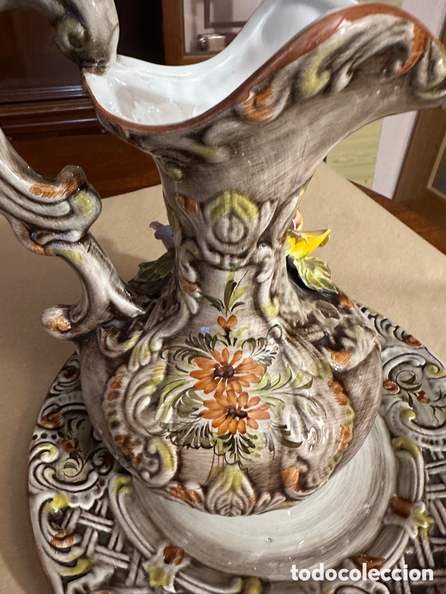 Antig&uuml;edades: Aguamanil con plato Capodimonte - Foto 3