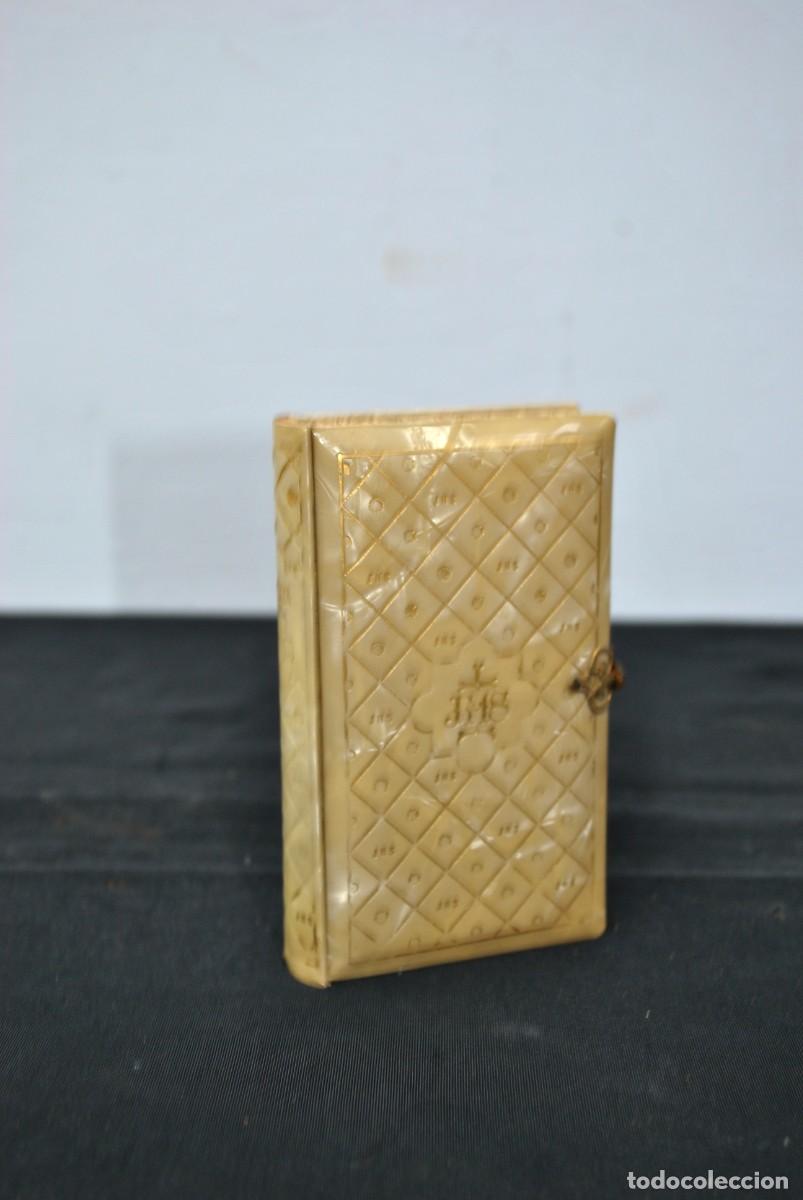 Antig&uuml;edades: LIBRO DEVOCIONAL COMUNI&Oacute;N - Foto 1