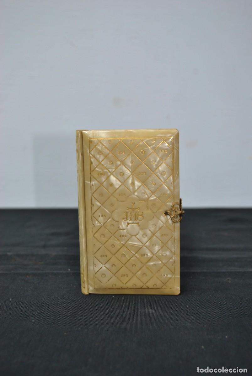 Antig&uuml;edades: LIBRO DEVOCIONAL COMUNI&Oacute;N - Foto 2