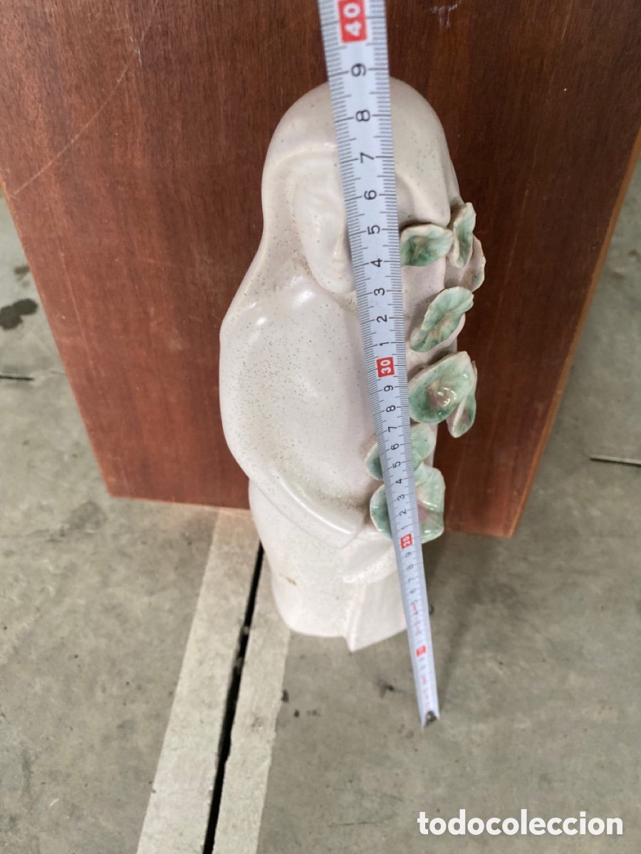 Antig&uuml;edades: Porcelana de mujer con flores - Foto 6